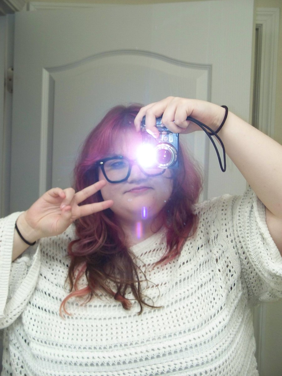 lili ♡ VERHAO UNIT 🦦 tweet media