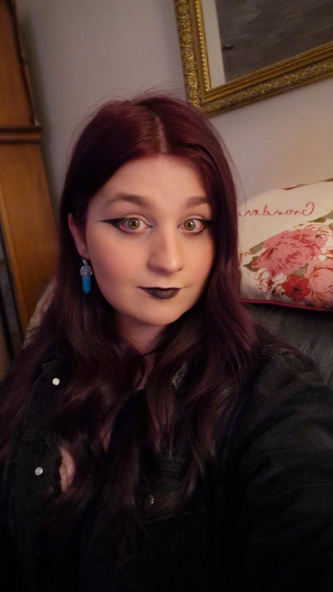 Frosty_The_Devilgirl 🏳️⚧️ tweet media