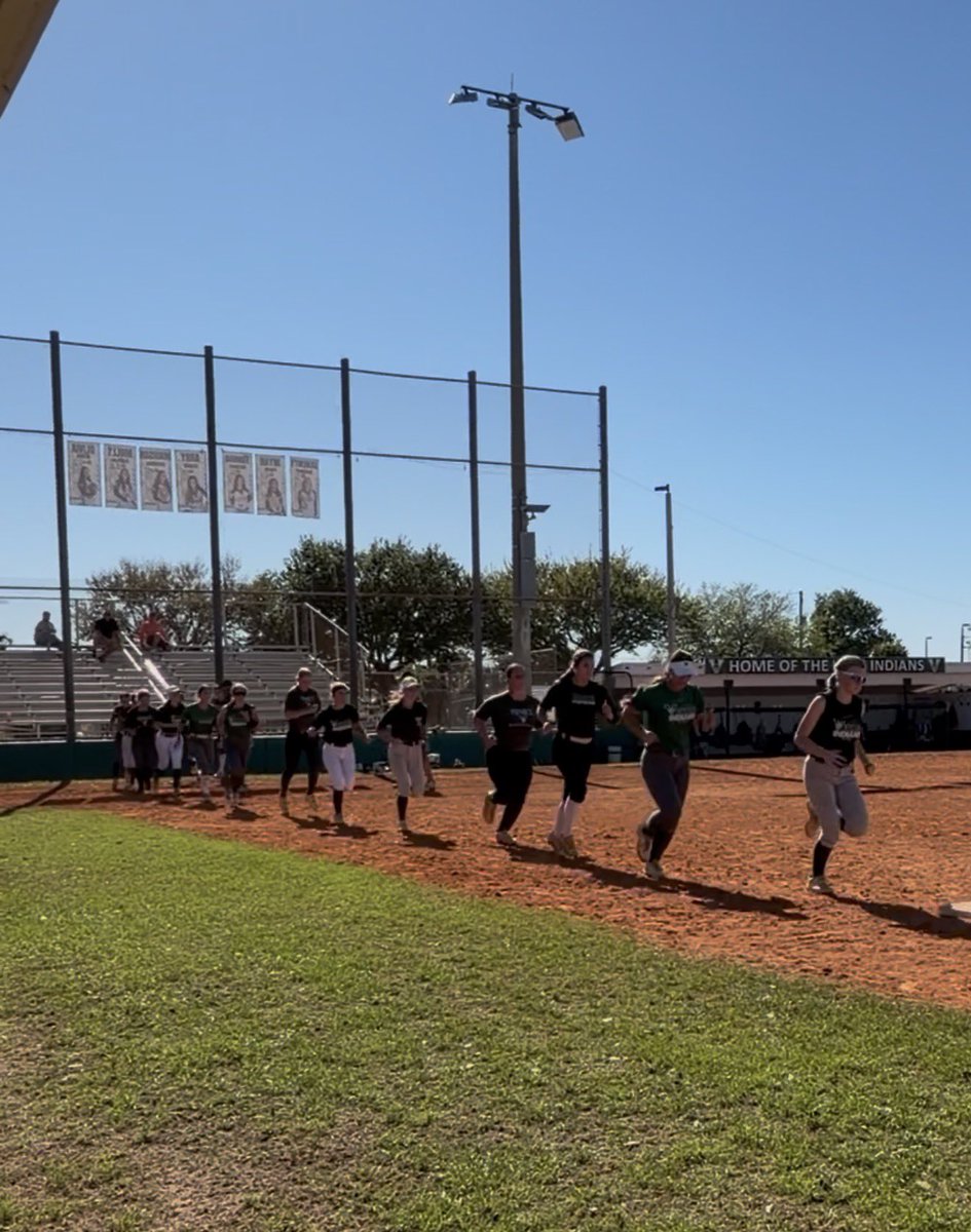VHS Lady Indians Softball & Boosters tweet media