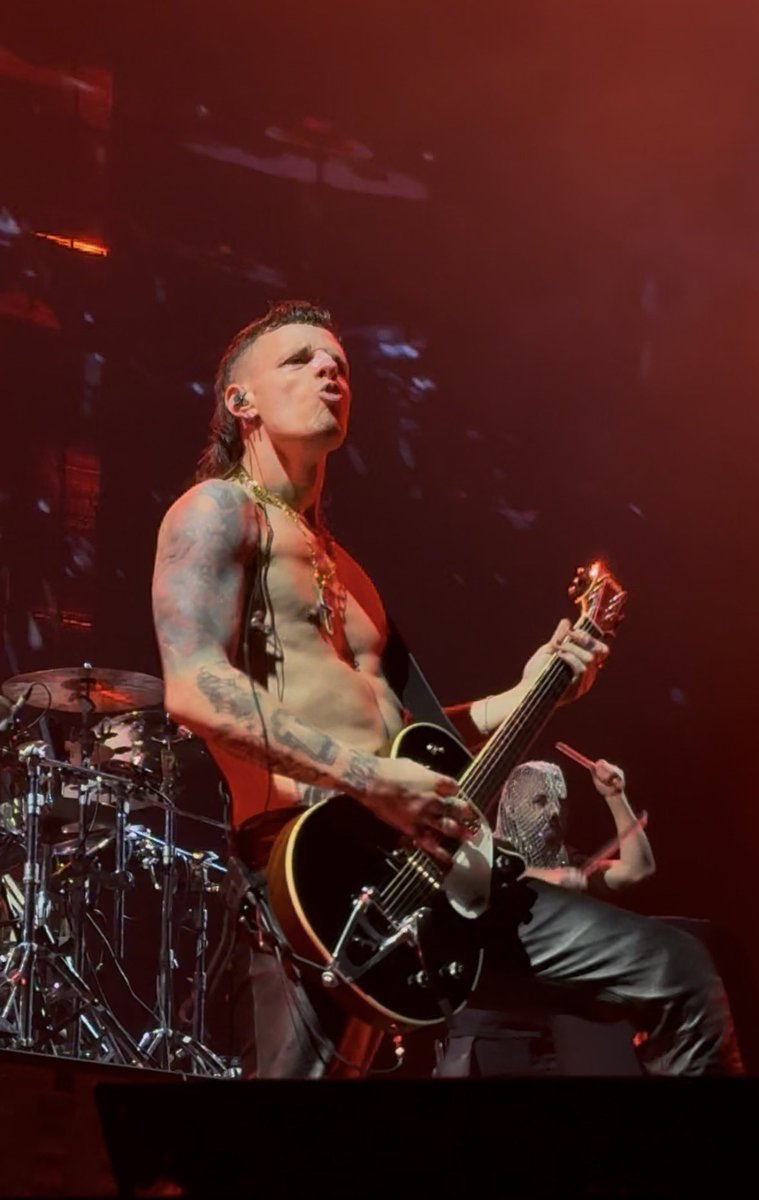 𝐈𝐥𝐲 tweet media