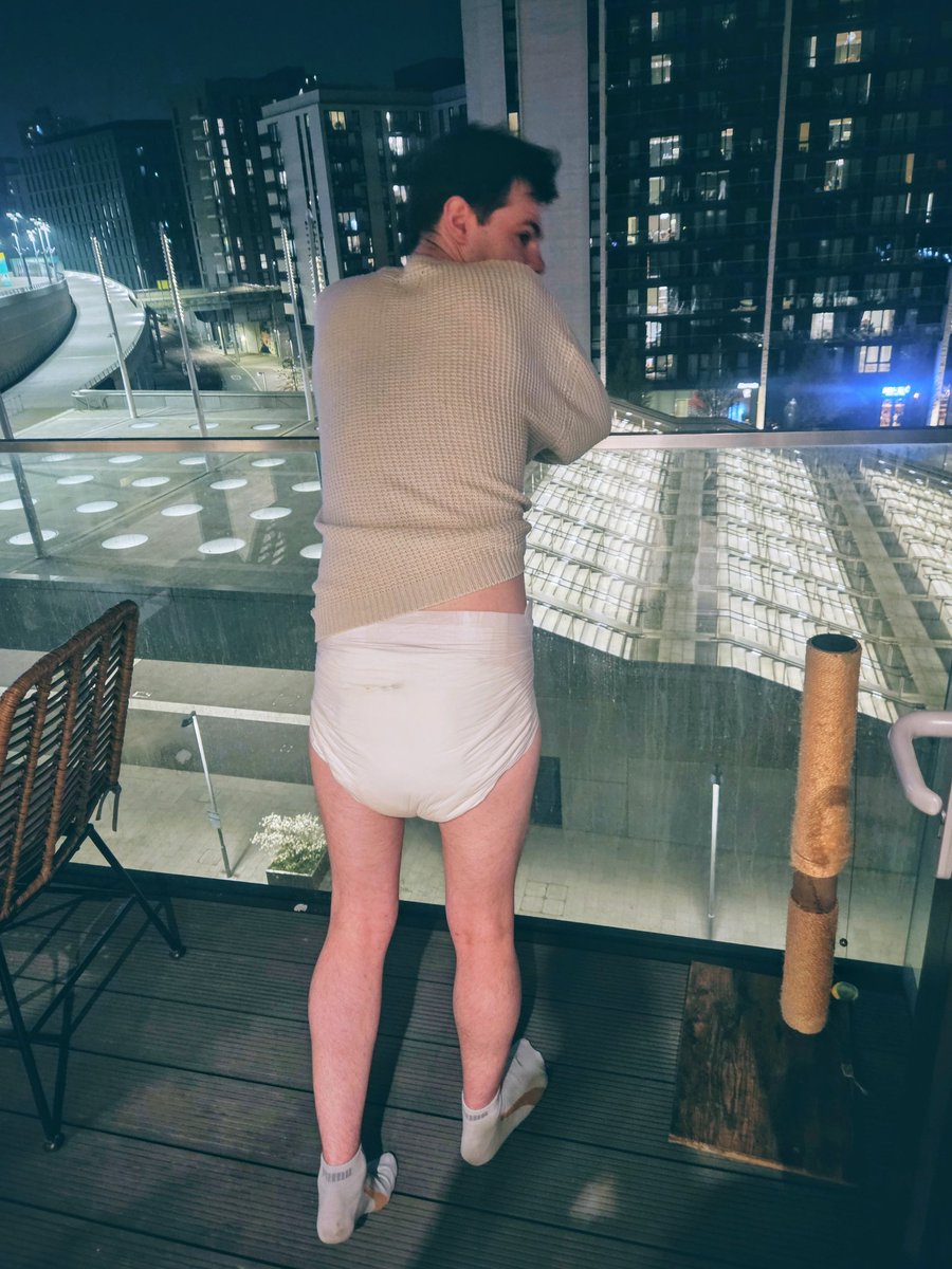 diaperedalex tweet media