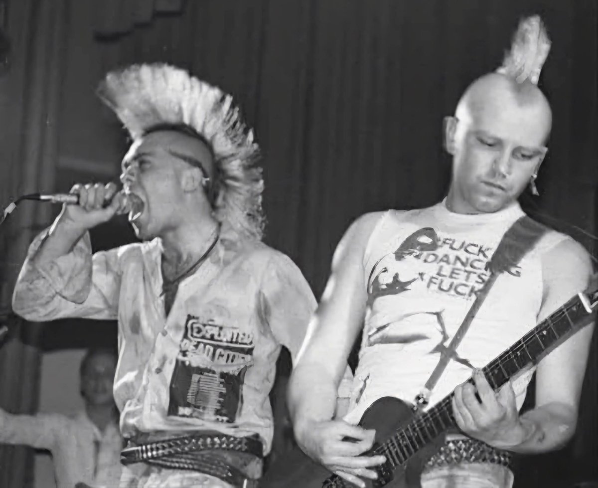 russ 💙 tweet media