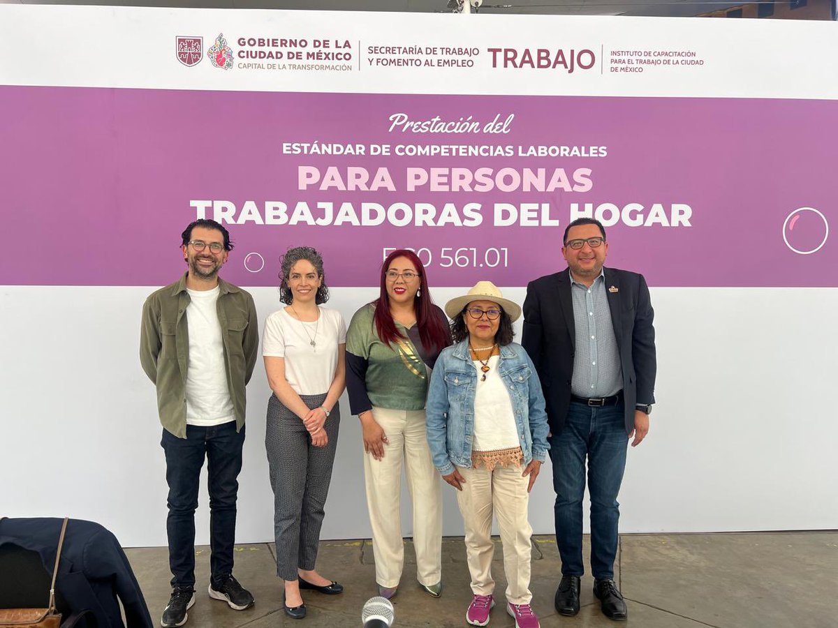 G_RamosSotelo's tweet photo. El día de ayer, en la Alcaldía Benito Juarez, se presentó el Estándar de Competencia para personas trabajadoras del hogar. 📚

Más de 2 millones de personas en México son trabajadoras del hogar y el 90 % son mujeres (ENOE 2024), por lo que el Estándar de Competencia EC0561.01, “Prestación de servicios de limpieza en el hogar en el marco del Sistema de Cuidados”, es una herramienta que certifica las habilidades y conocimientos de quienes realizan este trabajo. ✅️