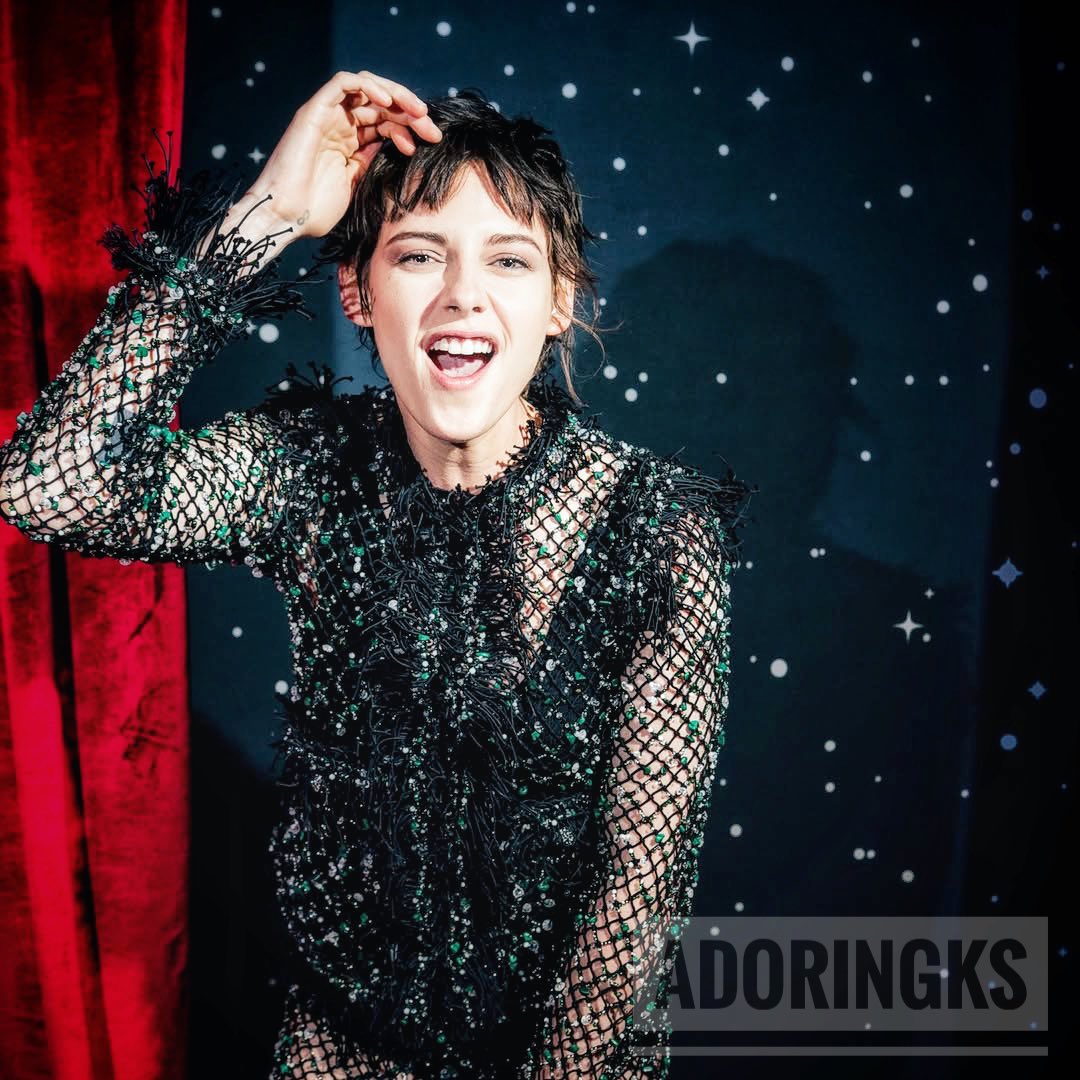 AdoringKS's tweet image. #kristenstewart #chanel #portraits 💛 instagram.com/p/DWPgxYSDYrE/