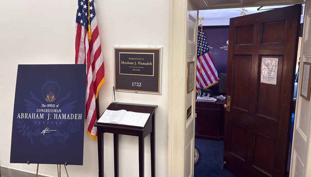 Sarah White tweet media