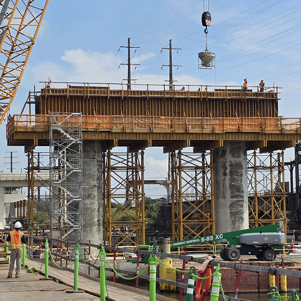 LiUNAEasternReg's tweet photo. 👷‍♂️ @LIUNA builds #infrastructure on-time &amp; on-budget, like the Portal North Bridge, Phase 1 of @GatewayProgNews.

The new span replaces a 116-yr-old bridge that caused headaches for @Amtrak &amp; @NJTRANSIT commuters.

#Local472 members were on the first train over the new bridge. https://t.co/ySp0gvkW4Y