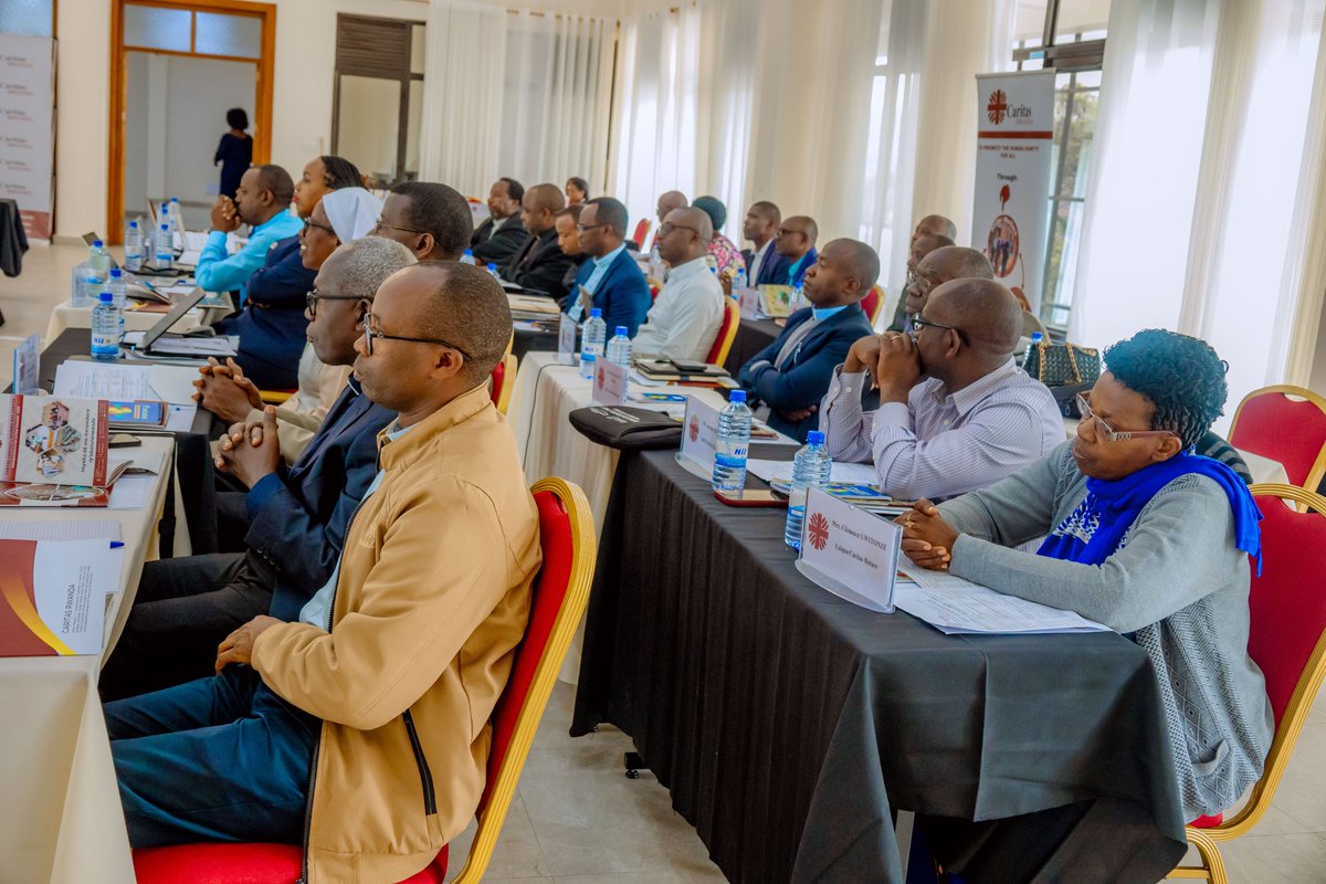 Archidiocèse de KIGALI tweet media