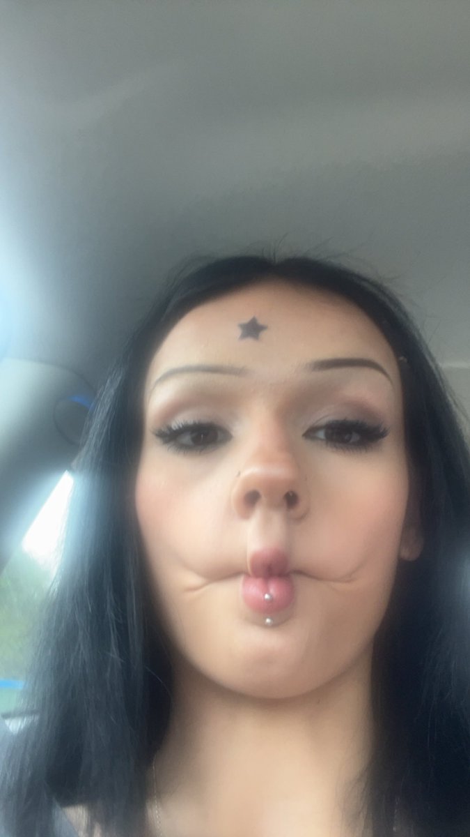 ⟢ ℰ𝐥𝐨𝐫𝐚 ⏾ tweet media