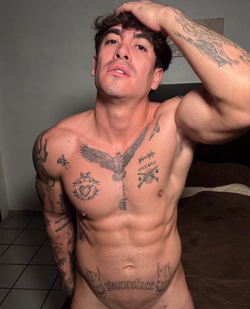 Suavecito tweet media