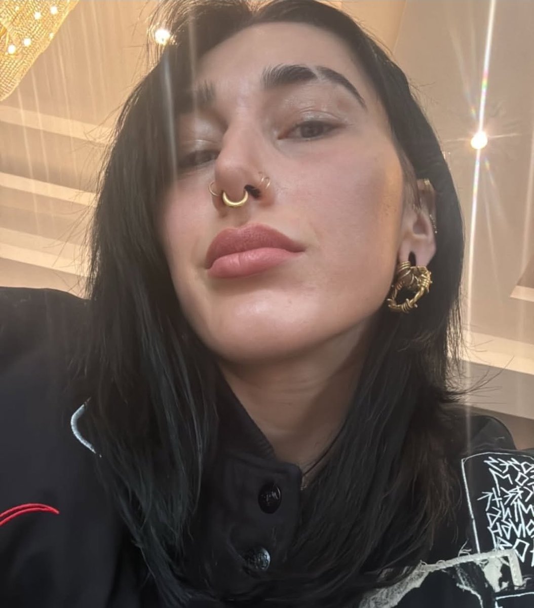 🟢 ᗷᖇOᒪY 🟢 tweet media