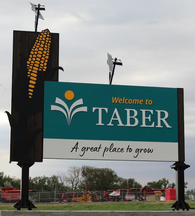 Small Town Alberta tweet media