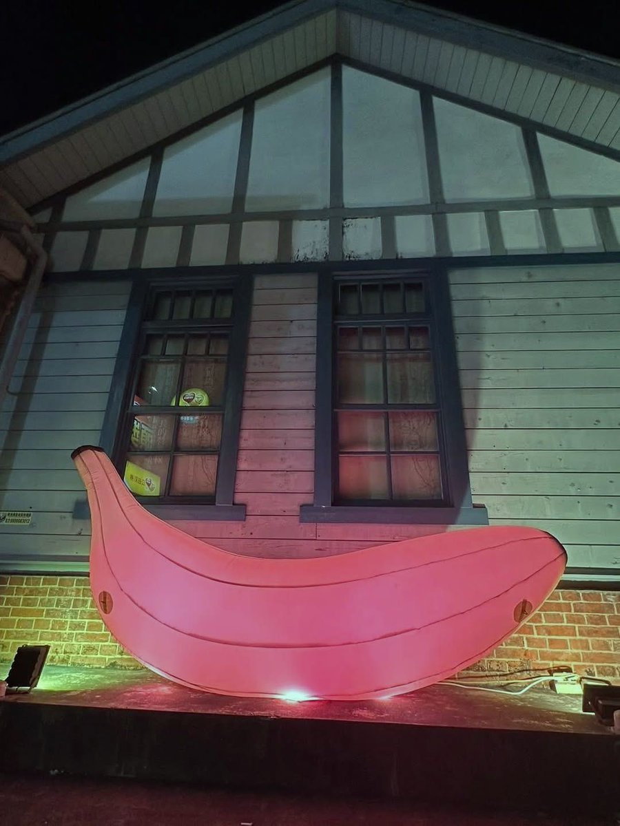 Daniel Cooper tweet media