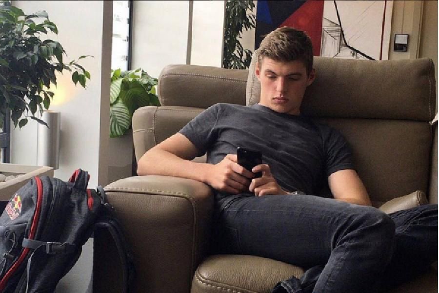 gumi グミ😾 tweet media