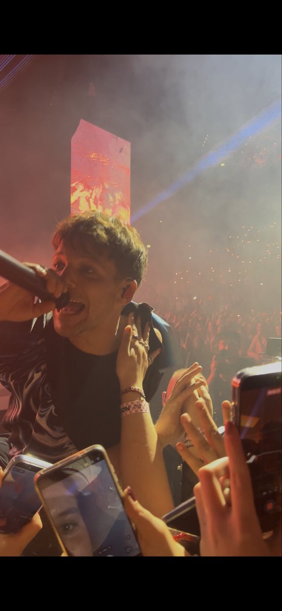 World Tomlinson tweet media