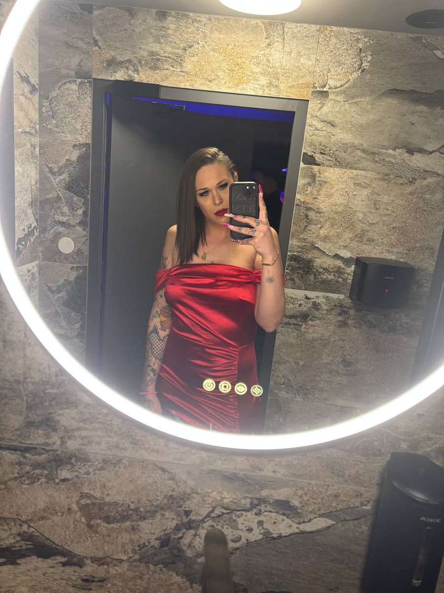 Alysha Mia Officiel tweet media