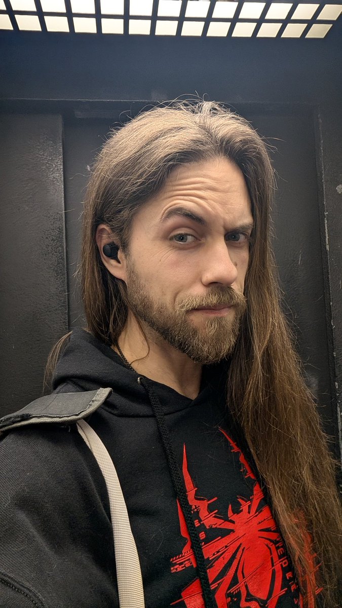 Alexander 🌱 ۞ tweet media