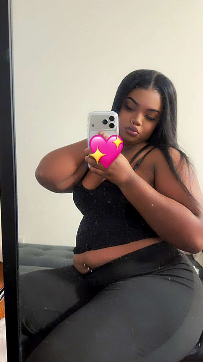 𝒹𝒶𝒷𝓇𝒶𝓉𝓉♡ reneesfeet tweet media