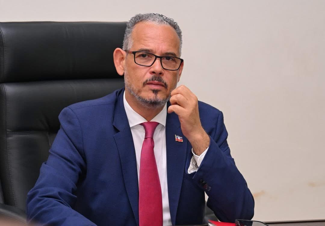 La Rubrique tweet media