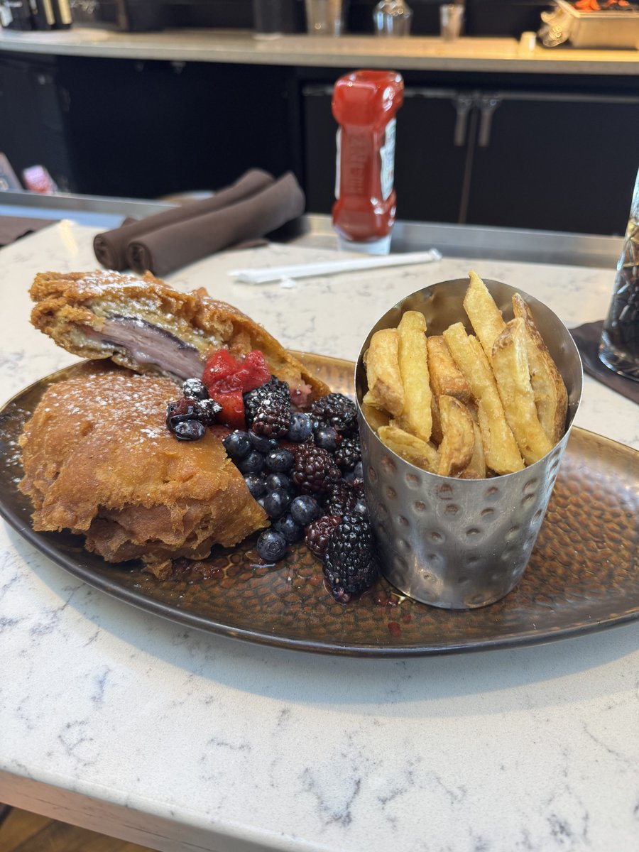 Hi, I’m Jay! tweet media