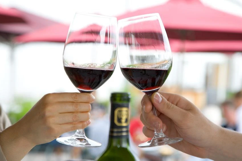 If you haven't been following me on other platforms, you might have missed the fact that I've finished a new fanfic
And I'm very proud of it🤌

archiveofourown.org/works/81250426