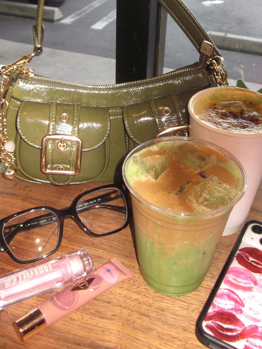 arii ୨ৎ tweet media