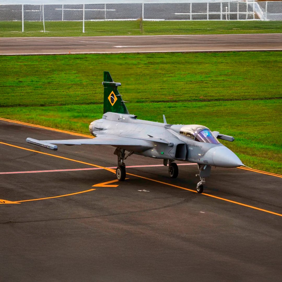 République tweet media