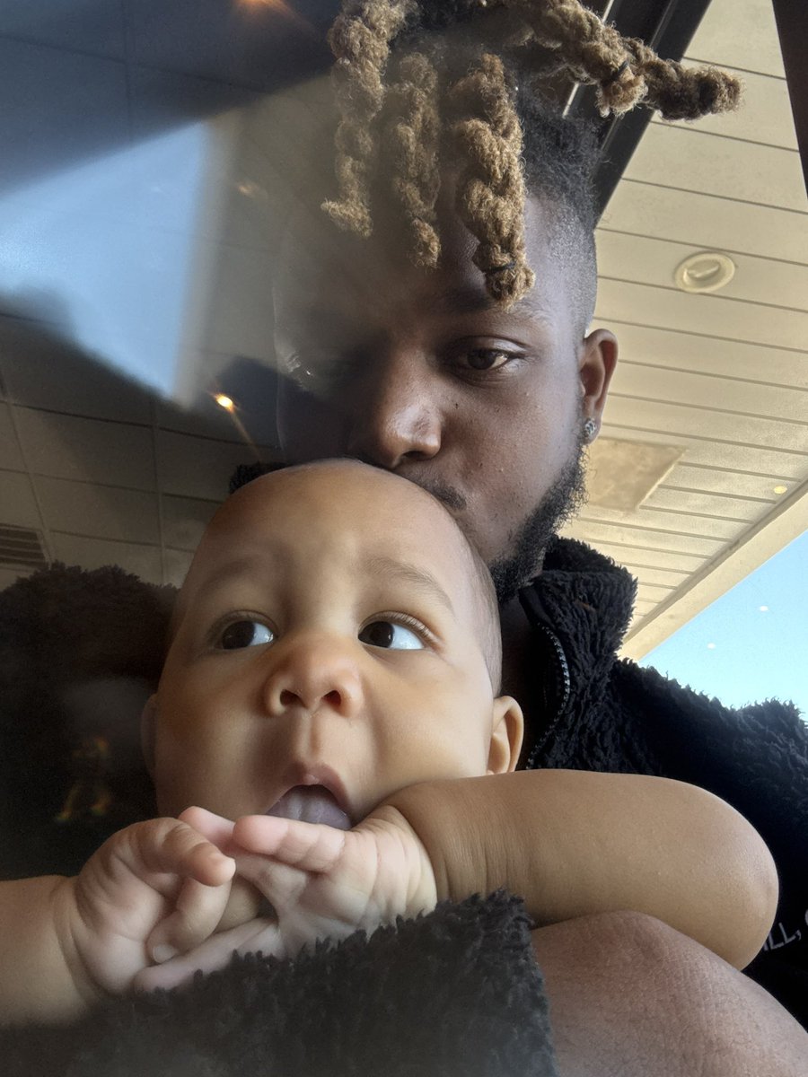 Chndlerx's tweet photo. I swear my twins be trolling me with that smile- let’s just keep the smiles rolling before you grow up ￼￼￼￼￼￼￼😩 https://t.co/Irj7Uc3Ctx