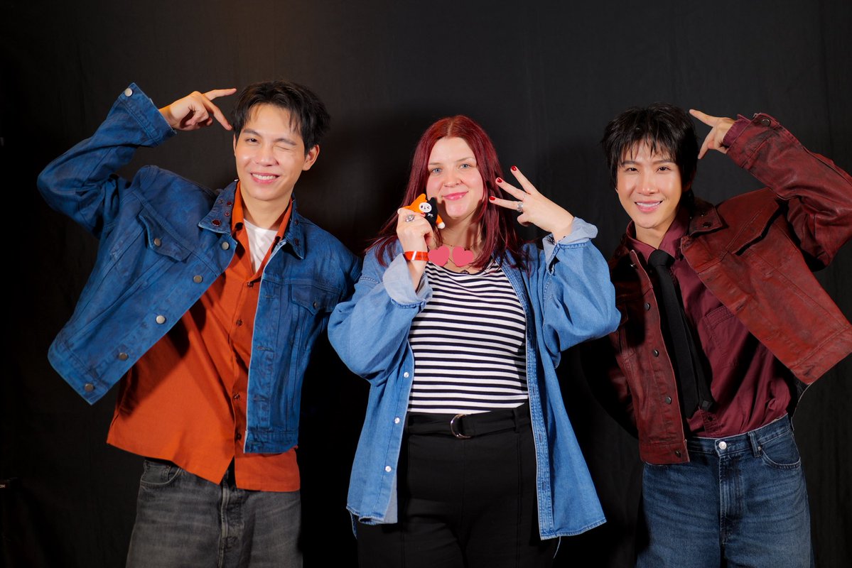 Meli 🐱🍵 tweet media