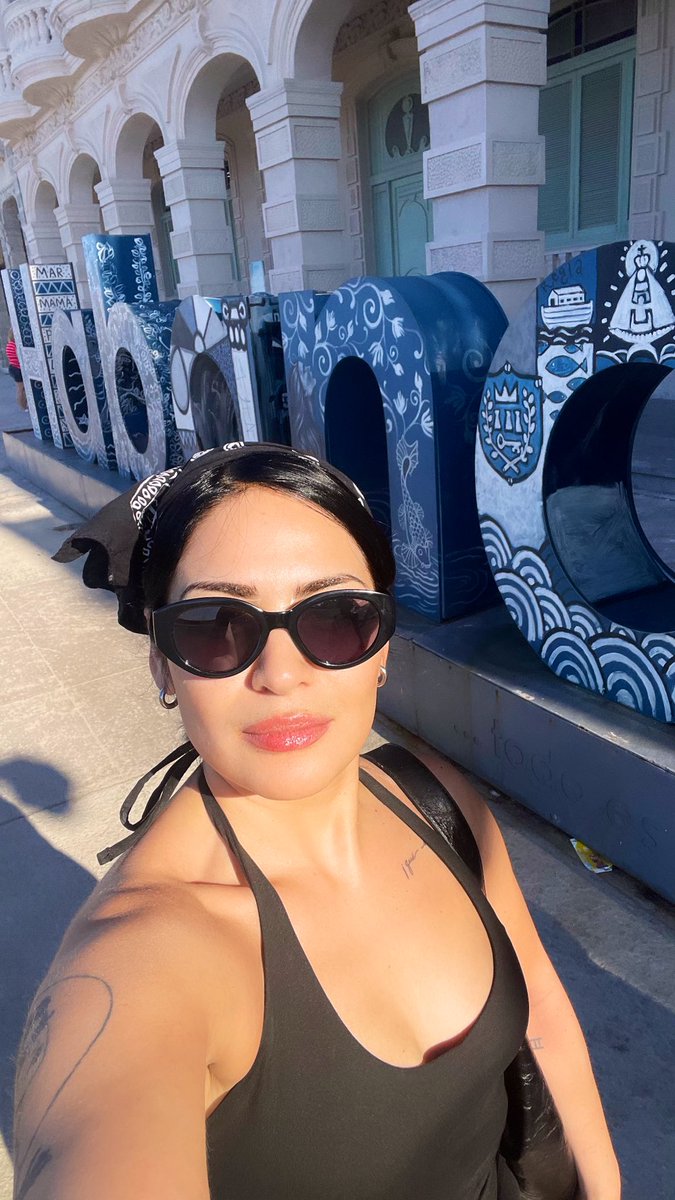 Suzy Exposito tweet media