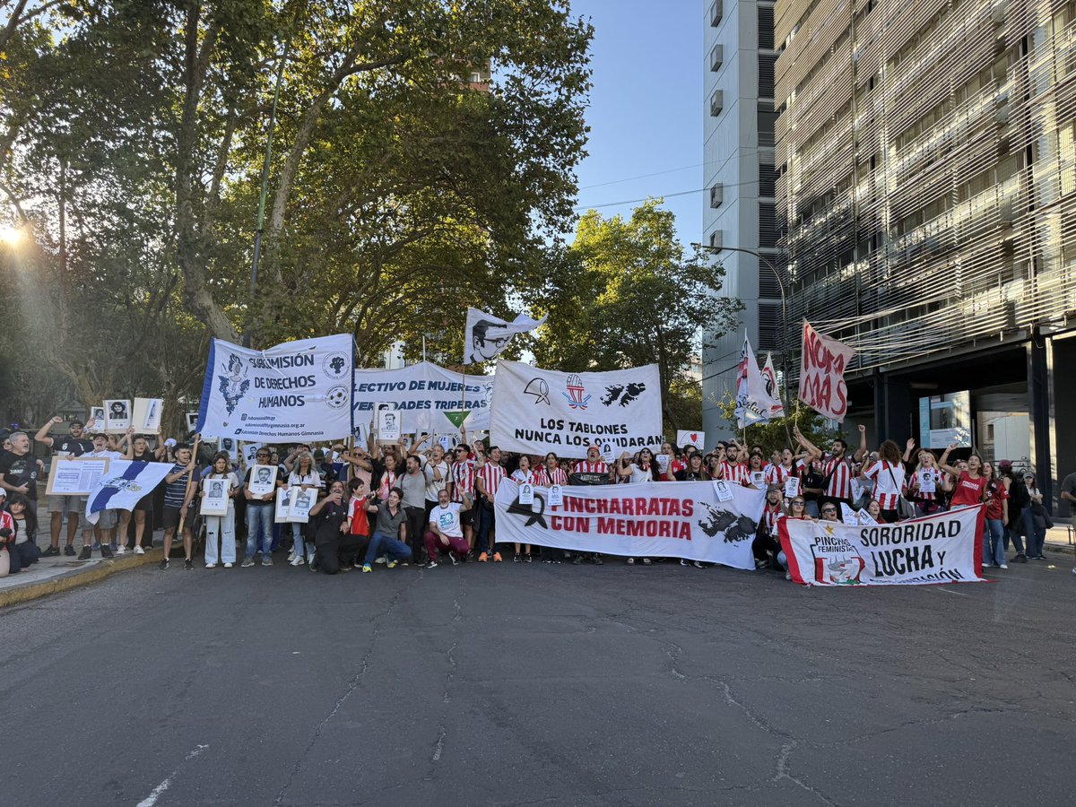 Luti ✨ tweet media