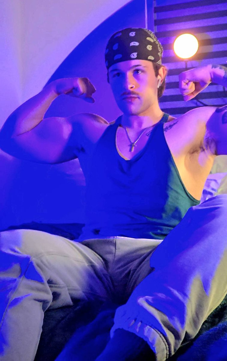 zackingball tweet media