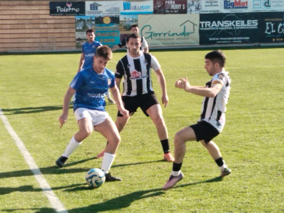 CD Novallas tweet media