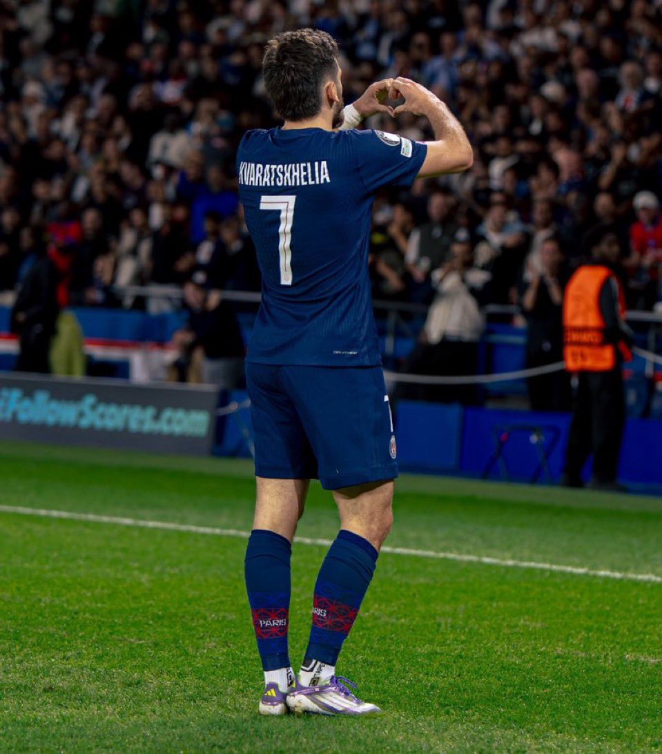 ناير tweet media