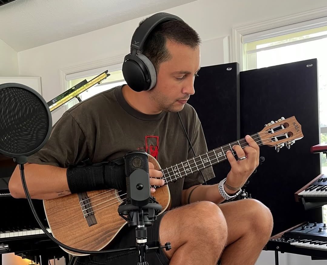 phoebe ⊬ tweet media