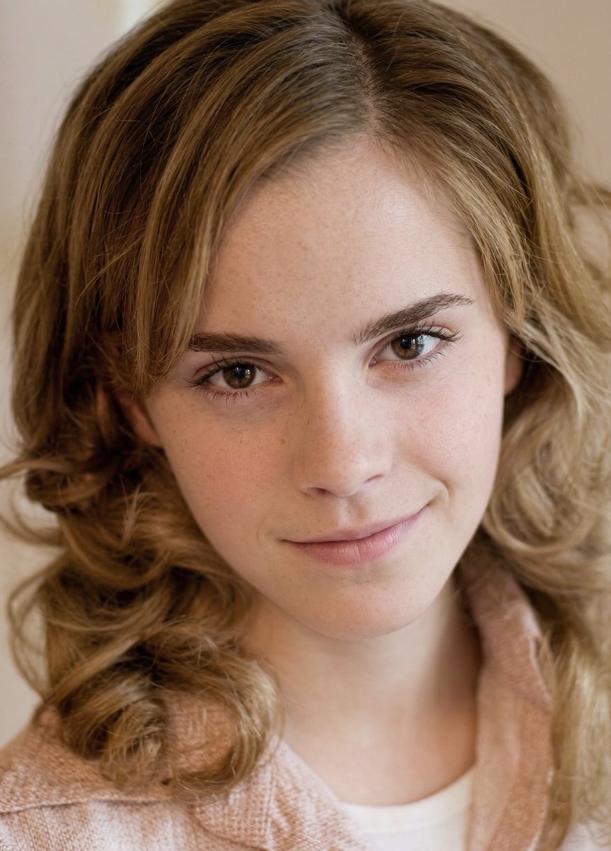Emma Watson Fan Page tweet media