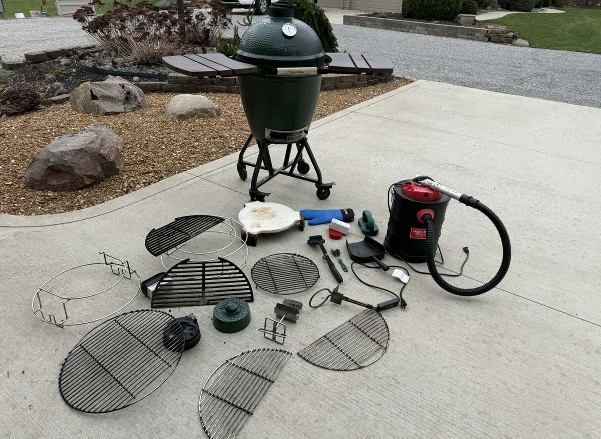 Chris 𝕏 tweet media