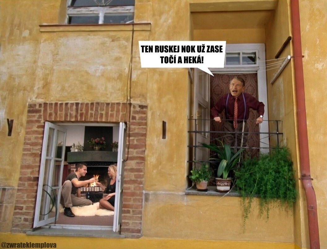 <a href="/JanHrebejk/">Jan Hřebejk</a> Zajímavé. Cizí manželka na demonstraci mu vadí, ale tu vlastní pase pro svoje potěšení.

Před tou sviní by si pan Kodet leda odplivnul.