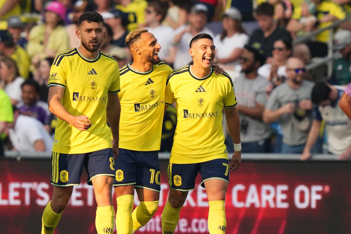 MLS Español tweet media