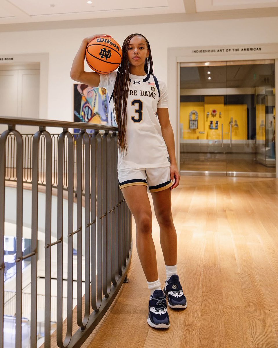 H ☘️ tweet media