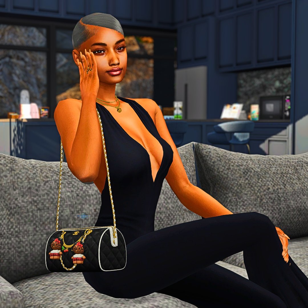 Sim Guru The Wig Bender 👩🏽🦲🖤 tweet media