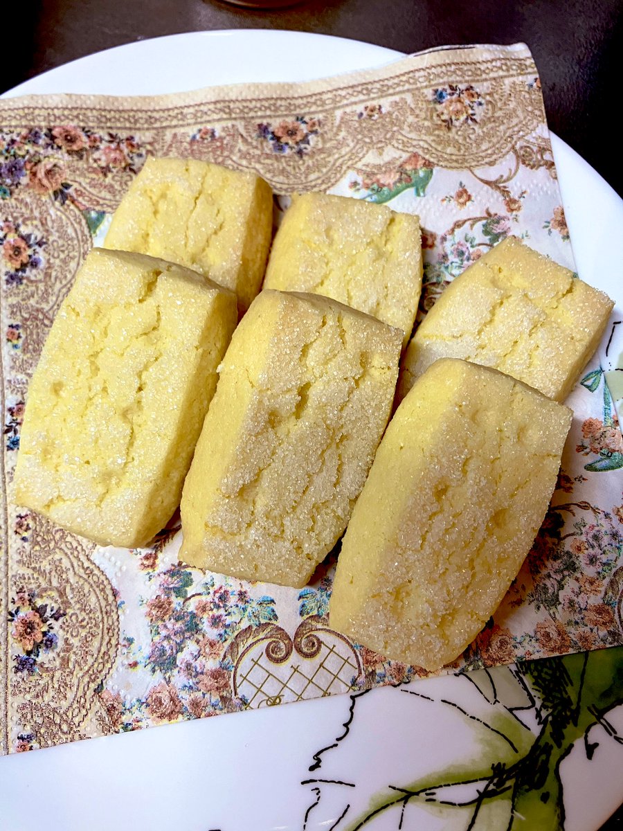 調整のためもう一度、ショートブレッドのみ試作させていただきました。紅茶ととてもよく合いますので、当日ひかるさんのお菓子と共に、追加でお食べいただいても良いのかな、と思います🍪✨