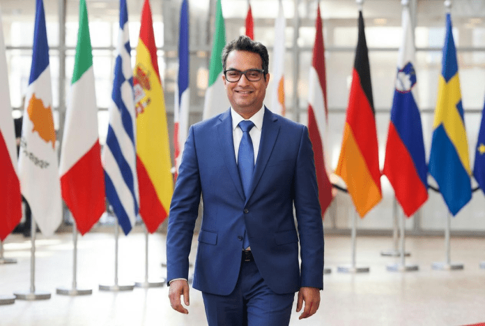 Dr. Amarendra Bhushan Dhiraj tweet media