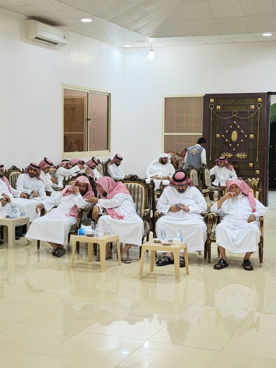 أسرة آل معتق tweet media