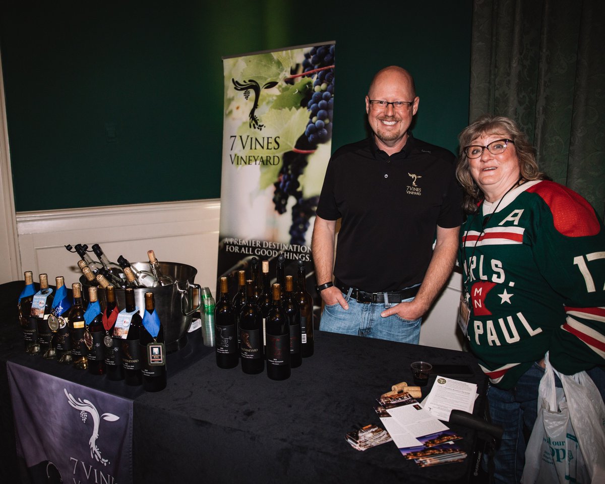 Minnesota Wild Gives Back tweet media