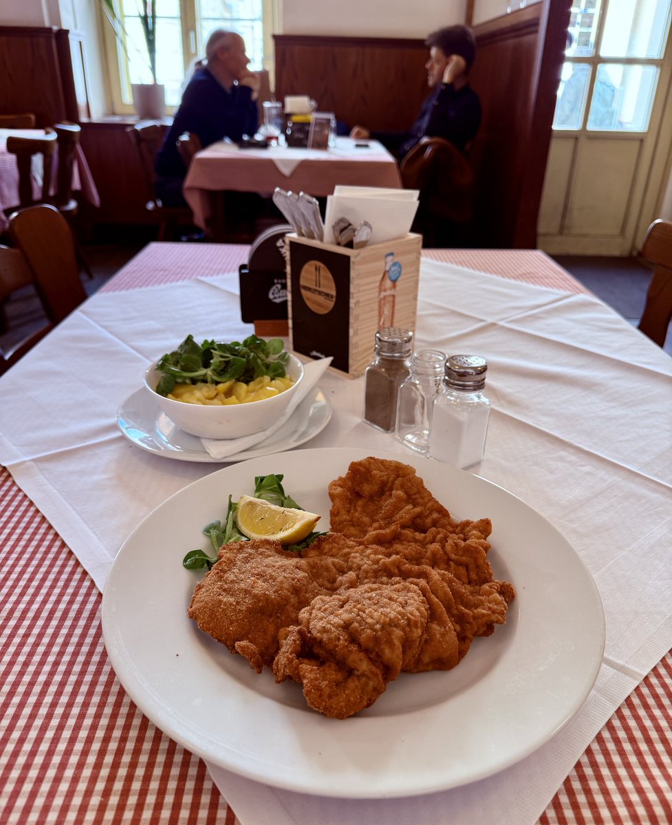 Van Norden tweet media