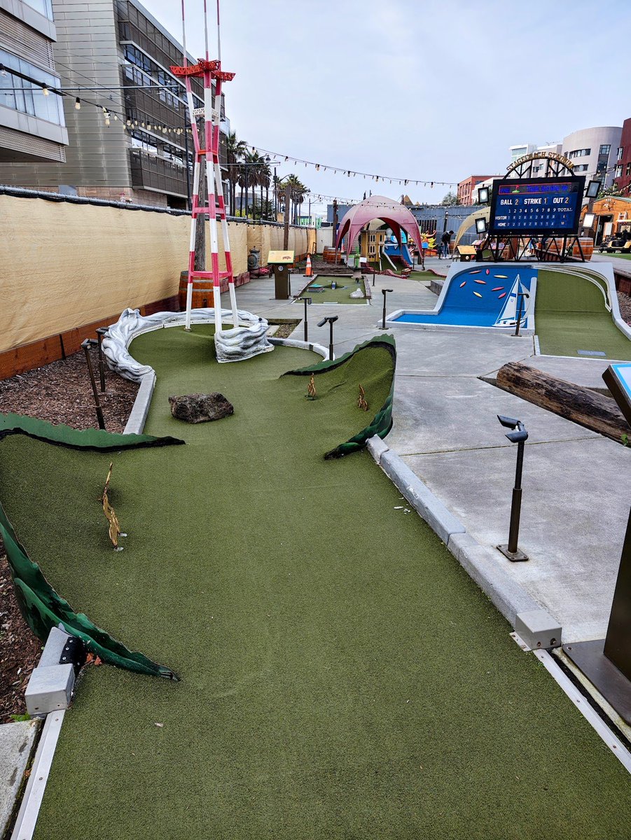 Frank van Puffelen tweet media