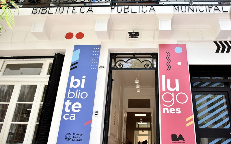La Red de Bibliotecas Públicas de la Ciudad llega con muchas propuestas. Hasta el 29 de marzo está abierta la inscripción para los talleres de literatura y cine. Toda la información en notibuenosaires.com.ar 👇👇
notibuenosaires.com.ar/nba/index.php?…