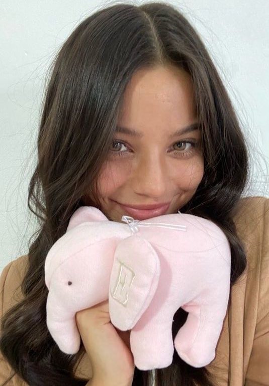 emiikiss tweet media