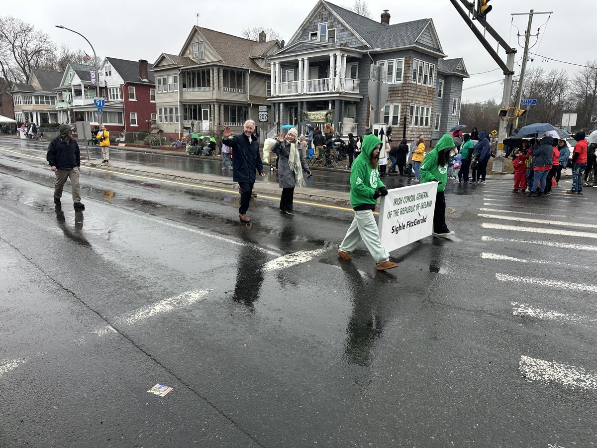 Rep. Richard Neal tweet media