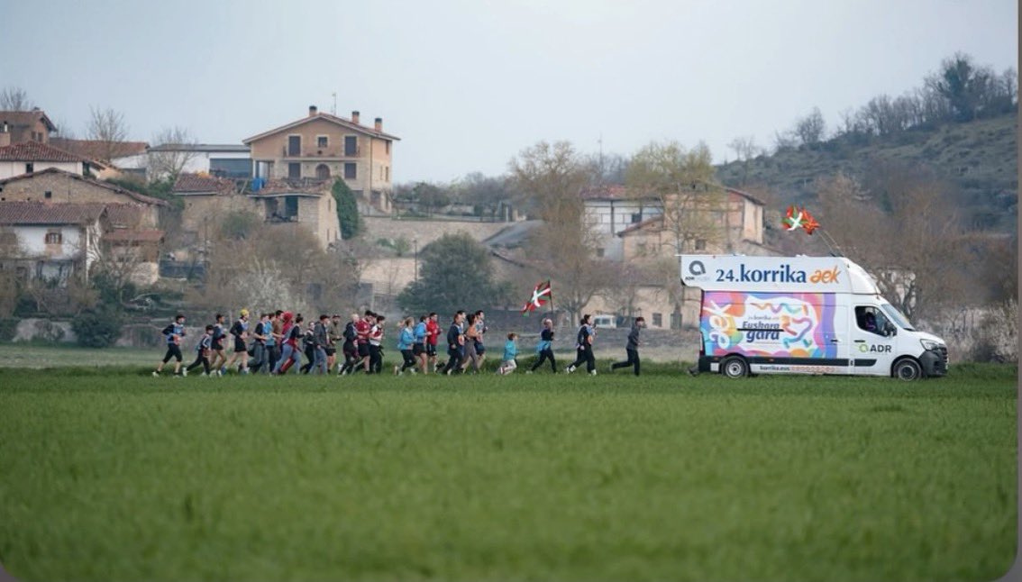 Jon Maia Soria tweet media